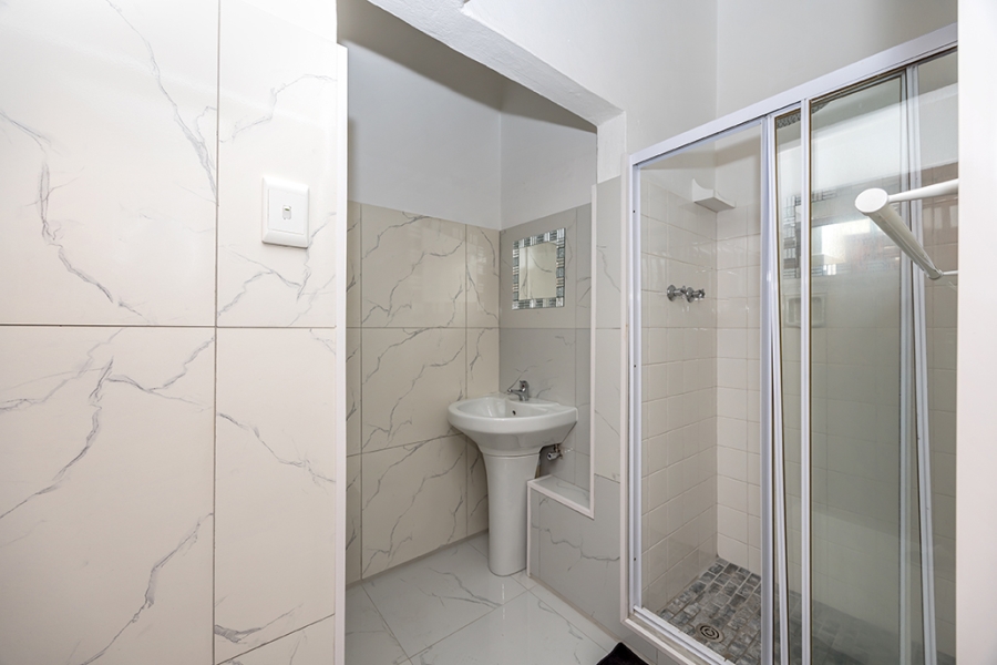 To Let 4 Bedroom Property for Rent in Townsend Estate Western Cape